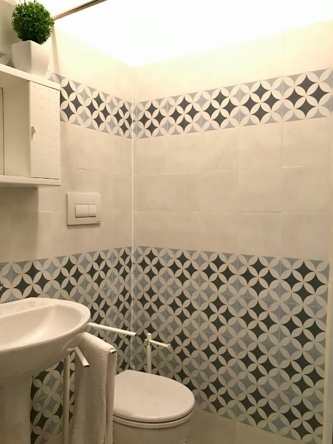 Residence Cinzia Pool 비비오네 외부 사진